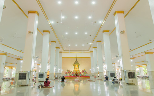 Wat Pathum Wanaram Temple, Bangkok  thumbnail image
